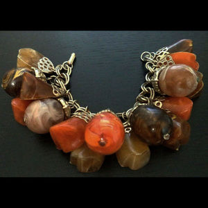 Vintage Jewelry - vintage chunky marbled acorn lucite charm bracelet Vintage Jewelry - vintage chunky marbled acorn lucite charm bracelet